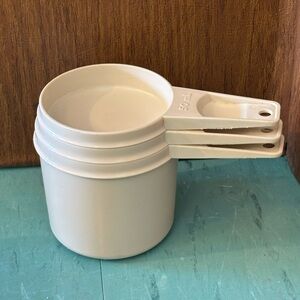 Vintage Tupperware Metric Measuring Cups Set of 3 White 250 ml 125 ml 50 ml